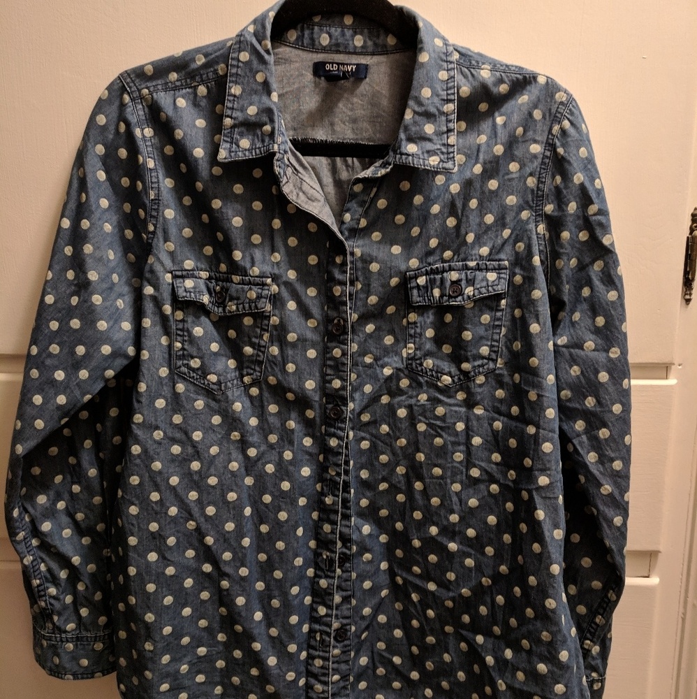 Old Navy Polka Dot chambray long sleeve sh…